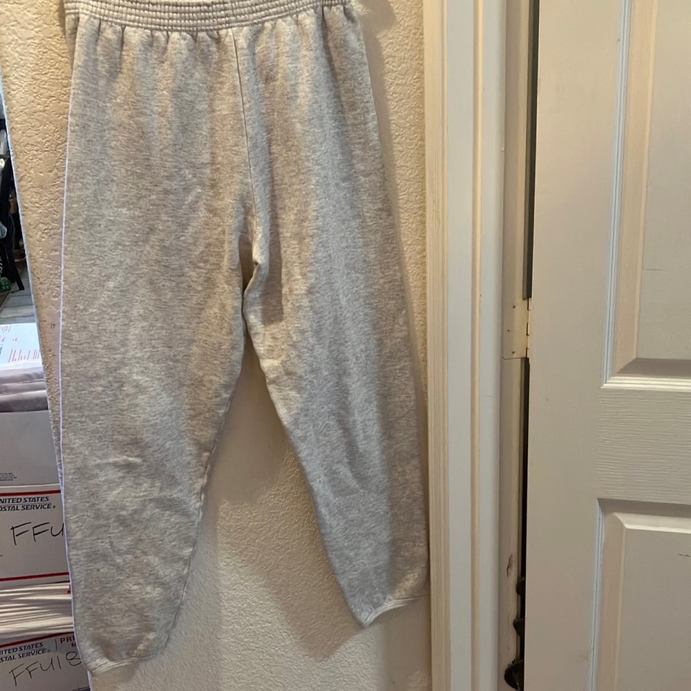 FINAL MARKDOWN Pro spirit sweats medium